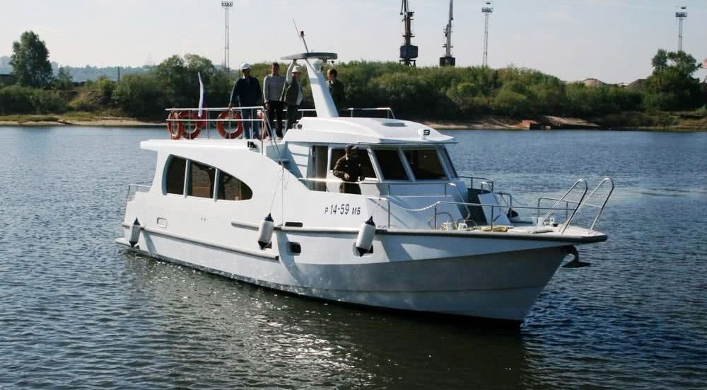 Спуск и испытания - Моторная яхта ST-15 «Бумер»